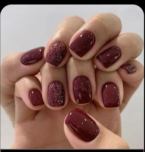 Manicure Ideas Autumn, Nail Inspo Sparkly, Warm Nail Colors, Earthy Tone Nails, Fall French Manicure, Nails Earthy, Fall Manicure Ideas, Fall Manicures, Thanksgiving Manicures