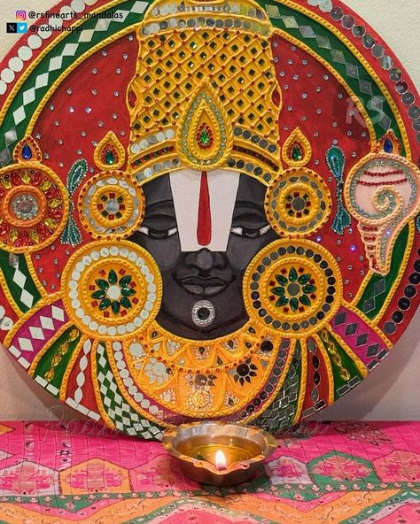 ✨ After a week of meticulous effort and dedication, I am thrilled to present my Lippan artwork of Lord Balaji. This piece is a true labor of love, featuring intricate clay work, sparkling mirrors, and delicate stone details. Every element has been crafted with utmost care to capture the divine essence of Lord Balaji. ✨ ॐ नमो वेंकटेशाय (Om Namo Venkatesaya) May this artwork bring peace, blessings, and beauty to all who see it. 🌟 ❌Do Not Copy without permission🚫 ❇️If you are recreating my ar... Tirupati Balaji Lippan Art, Round Lippan Art Mirror Wall, Lippan Art Simple, Lord Balaji Painting, Limpan Art, Lippan Artwork, Glass Painting Ideas, Lipan Art, Round Painting