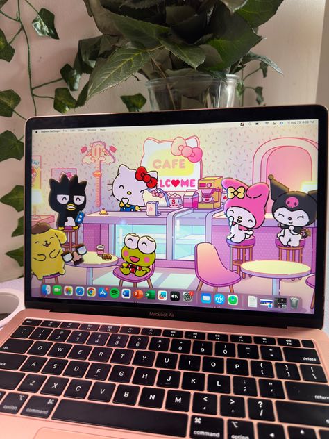 Hello Kitty Wallpaper Macbook Air, Sanrio Wallpaper For Laptop, Her Laptop Wallpaper, Macbook Wallpaper Sanrio, New Laptop Aesthetic, Pretty Macbook Wallpaper, Sanrio Macbook Wallpaper, Hello Kitty Aesthetic Wallpaper Laptop, Macbook Screen Aesthetic