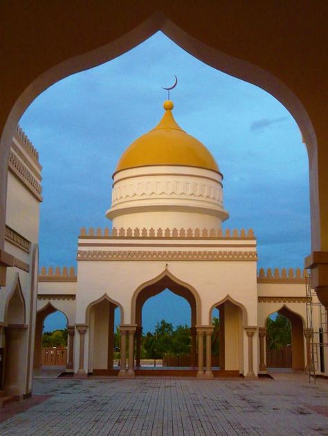 Grand Mosque, Cotabato City, Philippines Hassanal Bolkiah, Cotabato City, Grand Mosque, National Geographic Photos, Best Photography, National Geographic, Amazing Photography, Taj Mahal, To Tell