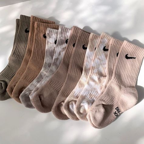 Aesthetic Socks, Cute Nike Outfits, Nike Socks, Cute Nike Shoes, Cute Nikes, Cute Socks, Swag Shoes, Nike Kids, Nike Outfits