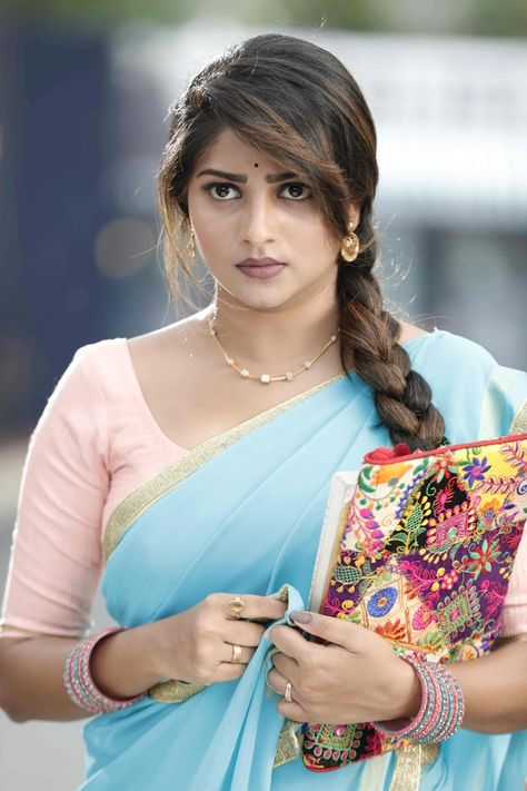 Rachitha Ram, Rachita Ram, Beautiful Eyes Images, Actress Pics, Bollywood Girls, Rain Photography, Indian Beauty Saree, India Beauty, Actress Photos