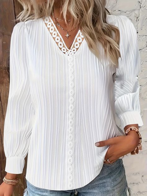 Faster shipping. Better service Patchwork Shirts Women, Black Chiffon Shirt, Loose Dress Pattern, White Chiffon Blouse, Women White Blouse, Tops And Blouses, Casual Shirt Women, Blouse Models, Elegant Blouses