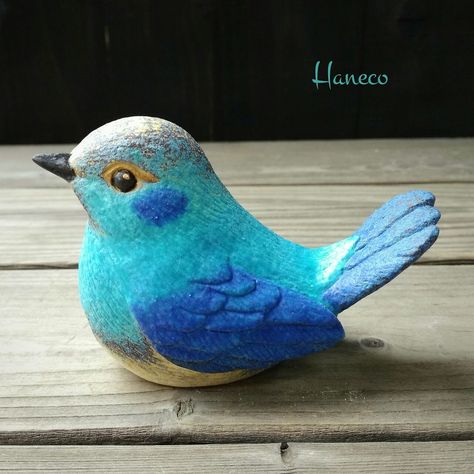 Bird From Clay, Painted Ceramic Birds, Clay Art Birds, Bird Clay Sculpture, Clay Birds How To Make, Bird Sculpture Clay, Ceramics Bird, Bird Clay, Ceramic Birds Sculpture