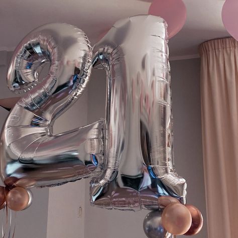 21st Birthday Esthetic, 21sr Birthday Aesthetic, 21st Bday Balloons, Pink 21st Birthday Aesthetic, 21st Birthday Decorations Aesthetic, 21 Balloons Aesthetic, Light Pink 21st Birthday, 21 Decorations Birthday, 21st Birthday Astethic