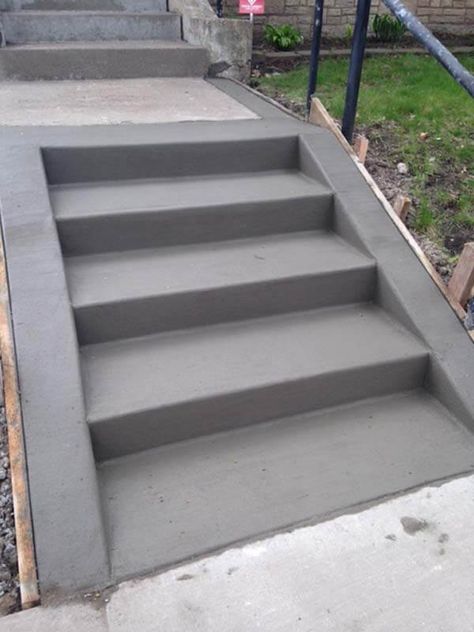 Concrete Steps With Railing, Concrete Steps On Hillside Sloped Yard, Poured Concrete Steps, Landscape Stairs Sloped Yard, Concrete Steps Ideas, Concrete Stairs Outdoor, Steps Backyard, Backyard Steps, Concrete Sleeper Retaining Walls