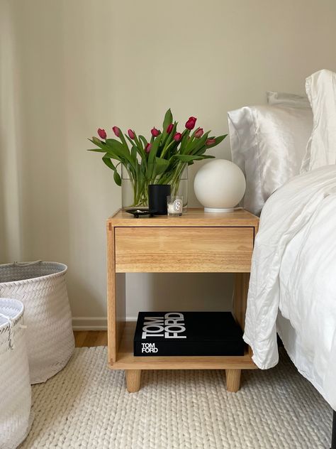 Nightstand For Thuma Bed, Thuma Bed Nightstand, Simple Wooden Nightstand, Minimal Nightstand Decor, Wooden Nightstand Aesthetic, Nightstand Japandi, Wood Nightstand Decor, Thuma Bedroom, Minimalistic Nightstand