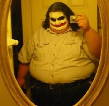 Fat joker, is that you? Humour, Bad Halloween Costumes, The Bat Man, Why So Serious, Dc Memes, The Batman, Can't Stop Laughing, Bones Funny, Popular Memes