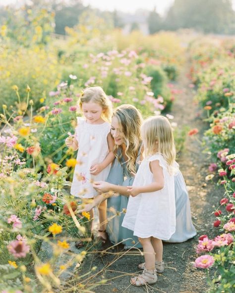 These young ladies were in absolute heaven running around within the flowers....stopping to smell each and every one with their momma 🌿 I… Farm Dream, Spring Family Pictures, Fields Of Flowers, Earth Photography, Wildflower Photo, Outdoor Family Photography, Display Boards, Outdoor Family Photos, Farm Photography