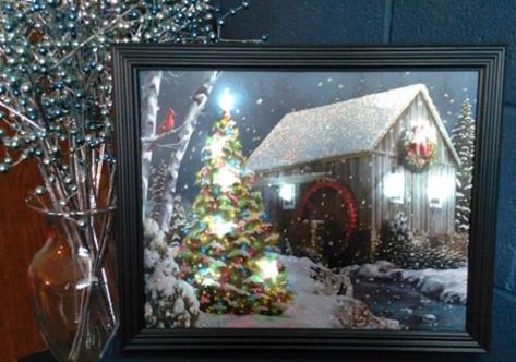 Light Up Canvas Christmas, Light Up Picture Frame Diy, Lighted Picture Frame Diy, Picture Frame With Lights, Light Up Wall Art, Light Up Canvas Diy, Light Up Picture Frame, Christmas Pictures With Lights, Church Ornaments