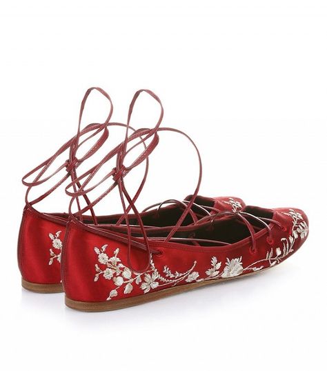 Etro embroidered ballet pumps. Ivory Ballet Flats, Red Ballet Shoes, Floral Flat Shoes, Red Shoes Flats, Floral Ballet Flats, Ivory Flats, Floral Print Shoes, Red Ballet Flats, Ivory Pumps