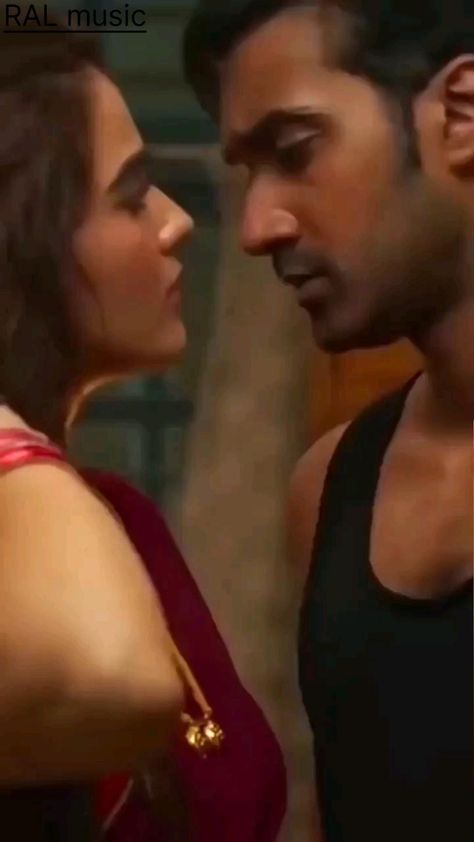 New Romantic song status WhatsApp status video songs #arijit #singh #shorts #yt shorts Kiss Hug Status, Very Romantic Videos, Romantic Seen Video, Kissing Status Whatsapp, Kiss Ideas Couple, Most Romantic And Bold Video, Romantic Status For Whatsapp Video, 😘 Kiss Video, Romantic Songs Video Status Kiss