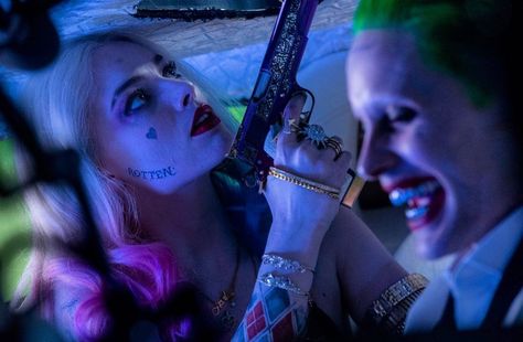 Arley Queen, Hahaha Joker, Joker Y Harley Quinn, Leto Joker, Harley And Joker Love, Der Joker, Harley Quinn Quotes, Harley Quinn Comic, Joker Art