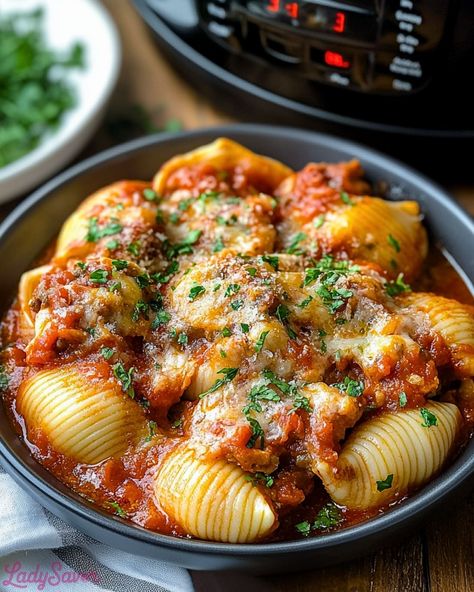 Stuffed Pasta Shells Stuffed Pasta, Pasta Shells, Stuffed Pasta Shells, Stuffed Shells, Main Dish Recipes, How To Cook Pasta, Ricotta, Main Dishes, Shells