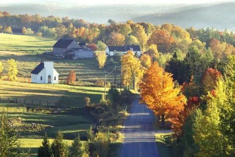 Eastern Townships, Sherbrooke Quebec, Sea To Sky Highway, East Coast Road Trip, American Landscape, Eastern Canada, Montreal Quebec, Back Road, Bike Seat