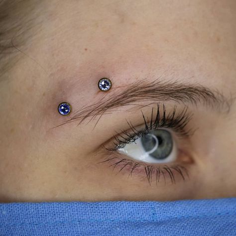 Surface piercing Surface Piercing Face, Surface Piercing, Eyebrow Piercing, Titanium Jewelry, Piercing Ideas, Eyebrows, Piercings, Nose Ring, Tattoos