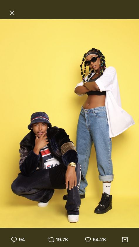 90s Love Photoshoot, 90s Inspired Photoshoot, Chica Hip Hop, Look Hip Hop, 90s Couples, Looks Hip Hop, 90s Inspired Outfits, 90s Hip Hop Fashion, Couple Style