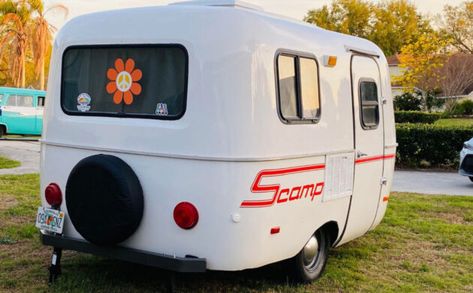 Scamp Trailers makes smaller campers for those who don't need to drag land yachts around behind them. This one from 1987 looks mighty nice! Small Campers For Sale, Pull Behind Campers, Scamp Camper, Scamp Trailer, Small Campers, Fire Damage, Propane Tank, Barn Finds, Yachts