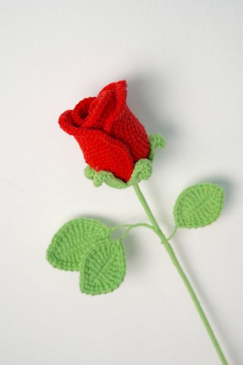 How To Crochet Roses Free Pattern, Crochet Rose Video Tutorial, How To Crochet Flowers Free Pattern, Crochet Rose Petals Pattern, Crochet Small Rose Free Pattern, Small Crochet Roses Free Pattern, Rose Pattern Crochet, Crochet Roses Free Pattern Easy, How To Crochet A Rose Step By Step