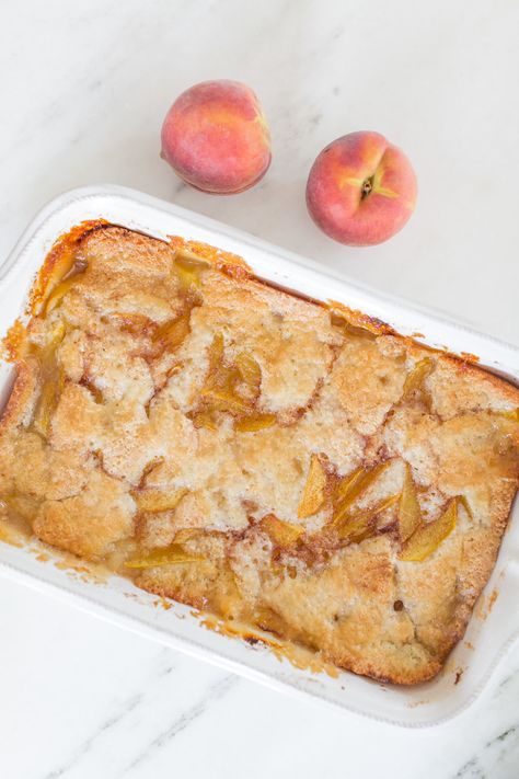 Gluten Free Cobbler, Gluten Free Peach Cobbler, Old Fashioned Peach Cobbler, Gf Cake, Healthy Breads, Easy Peach Cobbler Recipe, Weekly Recipes, Fruity Recipes, Patty Cake