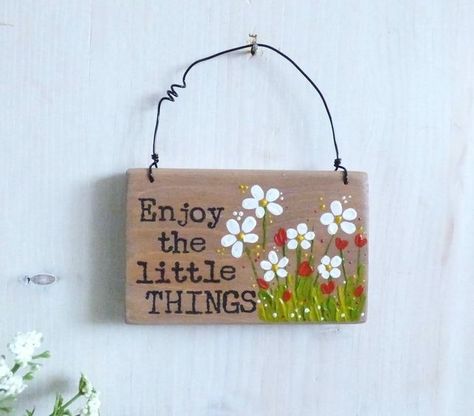 Allotment Quotes, Wood Plaque Ideas Diy Painted Signs, Wooden Sign Painting Ideas, Wooden Plaque Ideas Diy, Square Wood Painting Ideas, Painting Ideas On Wooden Boards, Small Wood Painting Ideas, Wood Painting Ideas Diy Wooden Signs, Wood Plaques Ideas Diy