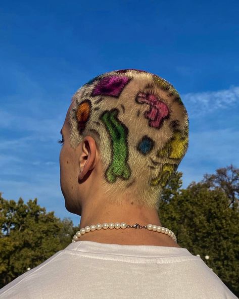 Buzzcut Colored Hair Design, Buzz Cut Dyed Hair Designs, Buzzcut With Designs, Shaved Hair Dye Designs, Bleached Hair Designs, Dyed Buzzcut Design, Colorful Buzzcut, Buzzcut Colored Hair, Dyed Shaved Head