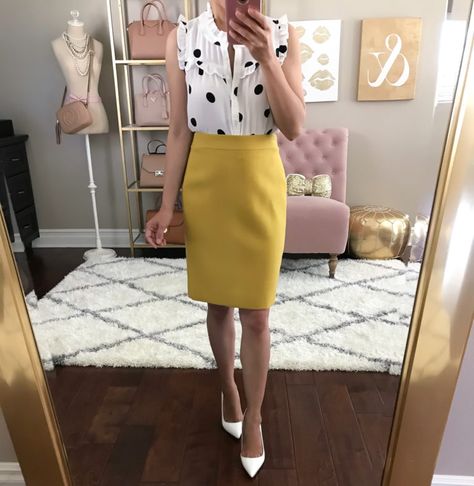 polka dot ruffle henley top mustard pencil skirt white pumps spring work outfit Womens Blazer Outfit, Outfit Mustard, Spring Women Outfits, Pencil Skirt Outfit, Trendy Outfit Inspo, Pencil Skirt Casual, Blazer Outfits For Women, Spring Work, Pencil Skirt Outfits