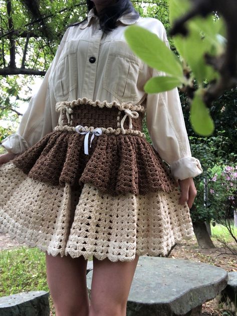 Pola Rok, Hidden Forest, Crochet Bottoms, Crochet Fairy, Mode Crochet, Crochet Skirts, Crochet Design Pattern, Crochet Clothing And Accessories, Kawaii Crochet