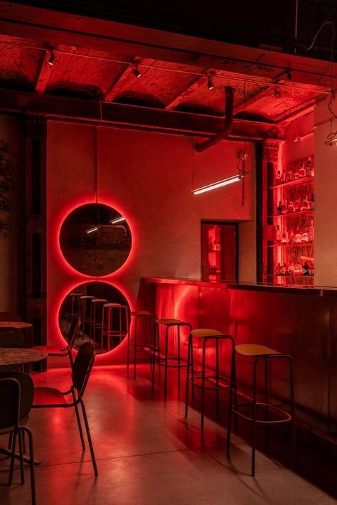 Proabition Bar Interior Design, Bar Restroom Design, Small Nightclub Design, Dj Bar Design, Dark Cafe Interior, Mirror Wall Bar, Lounge Lighting Ideas, Modern Bar Interior, Aesthetic Bar Club