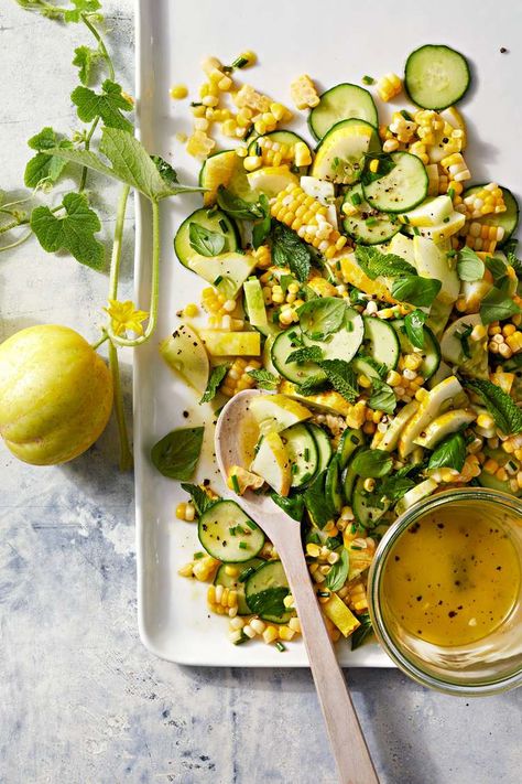 Cucumber-Corn Salad Easter Side Dishes Recipes, Brunch Sides, Cucumber Salad Recipe, Easter Side Dishes, Farmers Market Recipes, Spring Dinner, Cheap Healthy Meals, Cucumber Recipes, Corn Salad