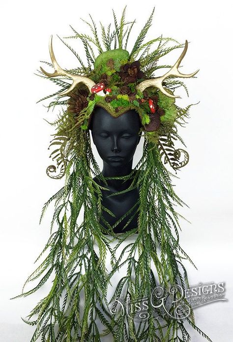 Antler Headdress, Nature Costume, Karneval Diy, Mother Nature Costume, Rave Bras, Fairy Costumes, Theatre Makeup, Michael Cinco, Fairy Makeup