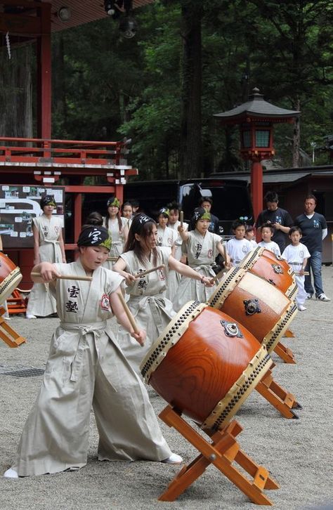 Tochigi Japan, All About Japan, Turning Japanese, Snow Forest, Japanese People, Japan Culture, Kyushu, Scene Design, Art Japonais