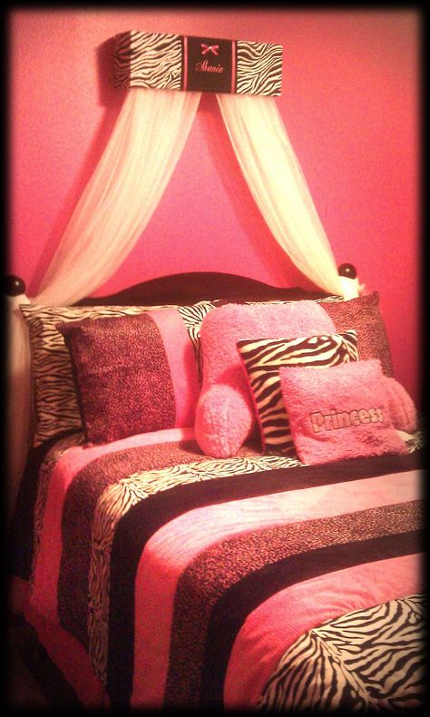 Crib Crown, Zebra Bedroom Decor, Zebra Print Bedroom, Zebra Bedding, Room Canopy, Zebra Bedroom, Canopy Crib, Hot Pink Zebra Print, Zebra Room