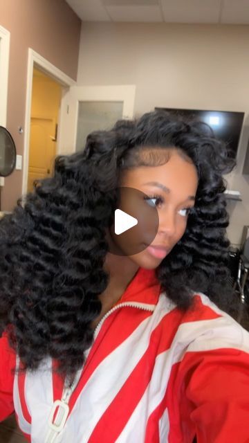 MsDaisyBaby on Instagram: "I told y’all this summer is a Flip over , curly hair type Summmerrr 😍😍 This is @hautehairatl Vietnamese Curly hair 24.24.22.22 wanded to perfection for my girl @1dessdior ‼️  Flip over method Webinar Dropping Tomorrow btw 😎  Ladies , what’s your Go to summer look ?   #atlhair #atlhairstylists #atlmua #atlnails" Curly Hair Flip Over Method, Flip Over Wand Curls, Curly Flip Over Method, Curly Flip Over, Flip Over Method Sew In, Curly Flip Over Method Sew Ins, Flip Over Method, Quick Weave Curly, Burmese Curly Hair