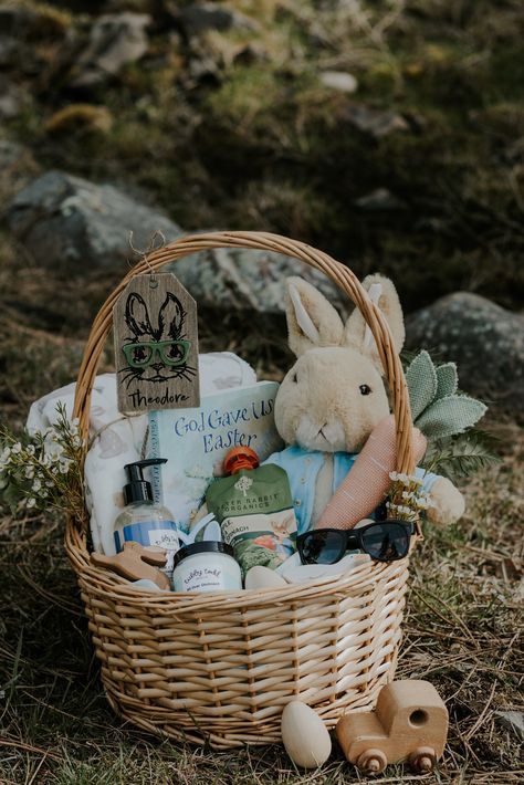 Baby Newborn Easter Basket, Christian Easter Basket, Simple Easter Baskets, Spring Easter Basket, Boys Easter Basket, Baby Easter Basket, Easter Gift Boxes, Baby Boy Easter, Easter Egg Basket