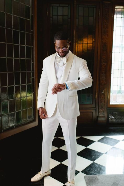 White Man Suit Wedding, All White Wedding Tuxedo For Groom, White Suit For Groom Wedding, Black Man Groom Attire, Wedding Suits Men White And Black, All White Groom Suit Black Man, Black Guy Wedding Suit, All White Suit For Men Wedding, White Groom Suit With Bride