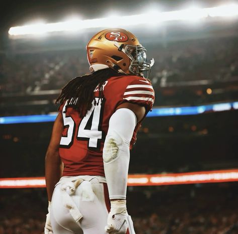 #49ers will be rocking the red throwbacks on Christmas vs Ravens 49ers Meme, Fred Warner, Mexico Wallpaper, 49ers Players, Nfl 49ers, Batman Pictures, 49ers Football, San Fran, San Francisco 49ers