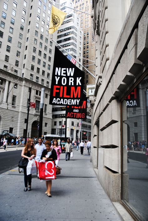 Student In New York, New York Student Aesthetic, Nyu Tisch Film, New York On Film, Actress Career, Life In Usa, New York Film Academy, New York Film, Film Life