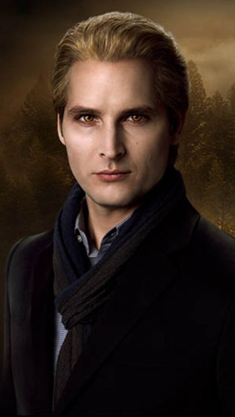 Dr. Carlisle Cullen Twilight Dr Cullen, Stephenie Meyer Books, Elizabeth Reaser, Carlisle Cullen, Vampire Twilight, Stephanie Meyers, Nurse Jackie, Peter Facinelli, The Cullen