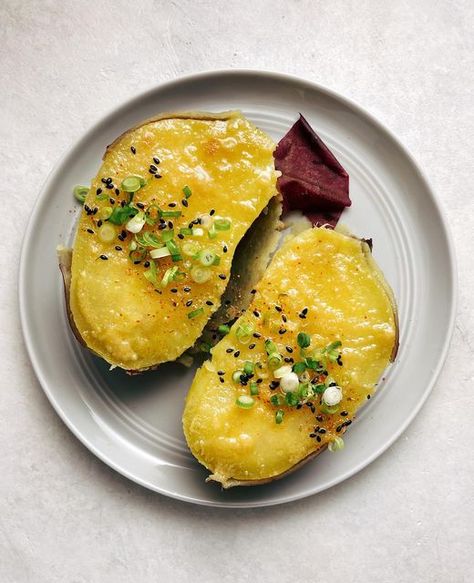 Steam Sweet Potato, Japanese Sweet Potato Recipe, Shichimi Togarashi, Steamed Sweet Potato, Steamed Potatoes, Dried Chili Peppers, Japanese Sweet Potato, Dream Food, Potato Sides