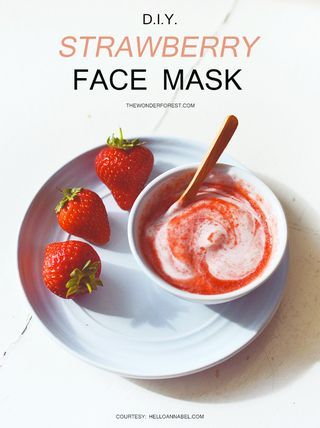 DIY Strawberry Face Mask | - Wonder Forest - | Bloglovin Strawberry Face Mask, Turmeric Face Mask, Aloe Vera Face Mask, Charcoal Face Mask, Green Tea Mask, Cleansing Mask, Face Mask Recipe, Homemade Face Masks, Peel Off Mask