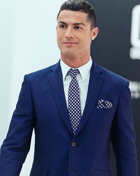 Cristiano Ronaldo, Blue Suit, Actor Model, Ronaldo, A Man, Actors, Blue