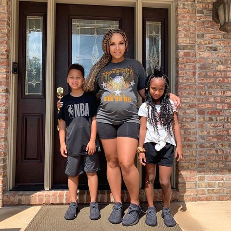 KIMBELLA on Instagram: “With my youngin’s in my @fashionnova “Certified Boss Bitch Ride or Die Tee Shirt” I’m wearing it WELL!! 💪🏾💯😍🙏🏾 Use my code XOKIMBELLA to…” Kimbella Love And Hip Hop, Kimbella Vanderhee, Love And Hip Hop, Ride Or Die, Fashion Nova, Tee Shirt, Hip Hop, Tee Shirts, Actresses