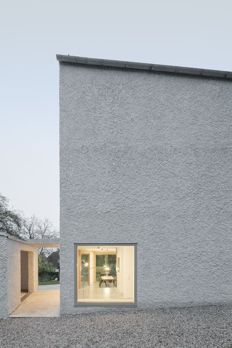 Plaster House, Cement Render, Window Reveal, Brick Construction, Minimal Architecture, Study Architecture, Concrete House, Passive House, Old Trees