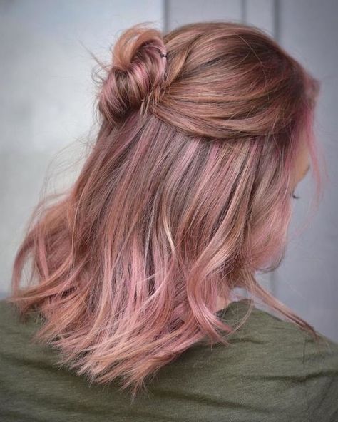 Blonde Pink Short Hair, Natural Curls Color Ideas, Dusty Rose Peekaboo Hair, Blond And Light Pink Hair, Strawberry Blond And Pink Hair, Pink Balyage Blonde Hair, Caramel And Pink Hair, Light Pink Underneath Hair Blonde, Short Pink Blonde Hair