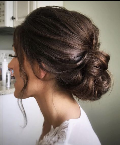 Bridal Elegant Updo, Low Bun For Bride, Loose Wedding Hair Updo, Junior Bridesmaid Updo, Med Length Hairstyles For Wedding, Bridal Updo Side Part, Bridesmaid Hair Styles Updo, Bridal Updo Pearls, Low Bun Bridal Hair Front View