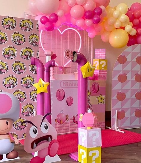 YayHooray by Perla Alexander no Instagram: “Princess Peach 👑 🍑👑 #princesspeach #princesspeachbirthday#pink #creatingmemories#funbirthdays #yayhooraypartydesign…” Peaches Party Theme, Princess Peach Birthday Decorations, Super Mario Princess Party, Princess Peach Birthday Theme, Princes Peach Birthday Theme, Princess Peaches Birthday Theme, Princess Peach Birthday Party Decorations, Princess Peach Party Decorations, Princess Peach Party Ideas