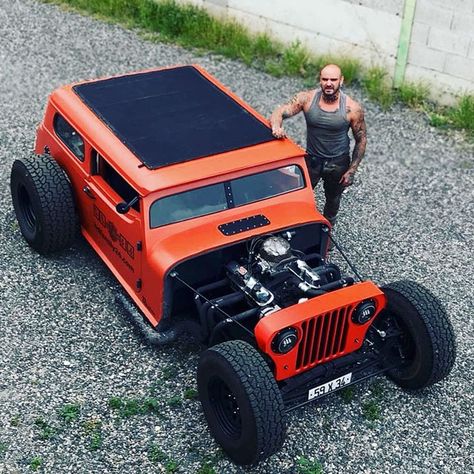 You see all sorts of custom Jeep, but I pretty damn sure hot rod isn’t in anyone’s dream, like ever. Yeah, yeah, I know. There are pretty crazy Jeep mods out there, including a drag Truk Ford, Hot Rod Autos, Jeep Rat Rod, Rat Rod Cars, Rat Rod Trucks, Jeep Mods, Rat Rods Truck, Jeep Ideas, Custom Jeep