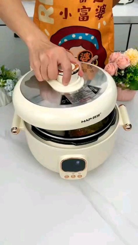 Kitchen fryer Air Fryer Machine, New Gadgets 2023, Chicken Feeder Diy, Fryer Machine, Top Kitchen Gadgets, Cooking Machine, Smart Home Gadgets, Laundry Room Layouts, Modern Kitchen Cabinet Design