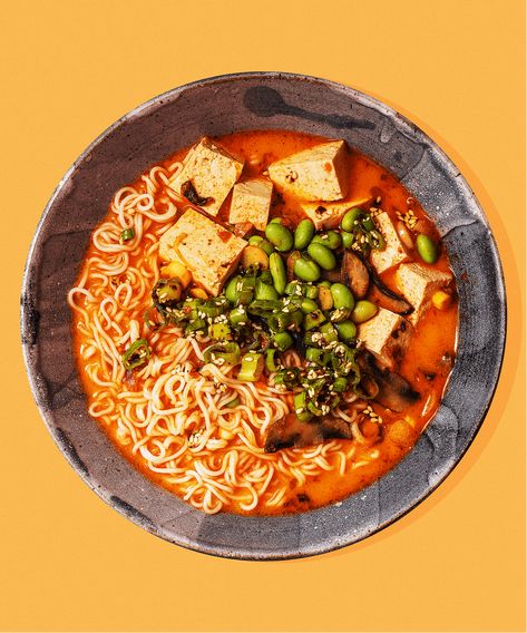 Vegan Kimchi Ramen Recipe Kimchi Ramen Recipe, Raw Vegan Dinners, Fresh Kimchi, Easy Vegan Chili, Vegan Baked Potato, Ramen Dinner, Kimchi Ramen, Vegan Corn Chowder, Chili Dinner